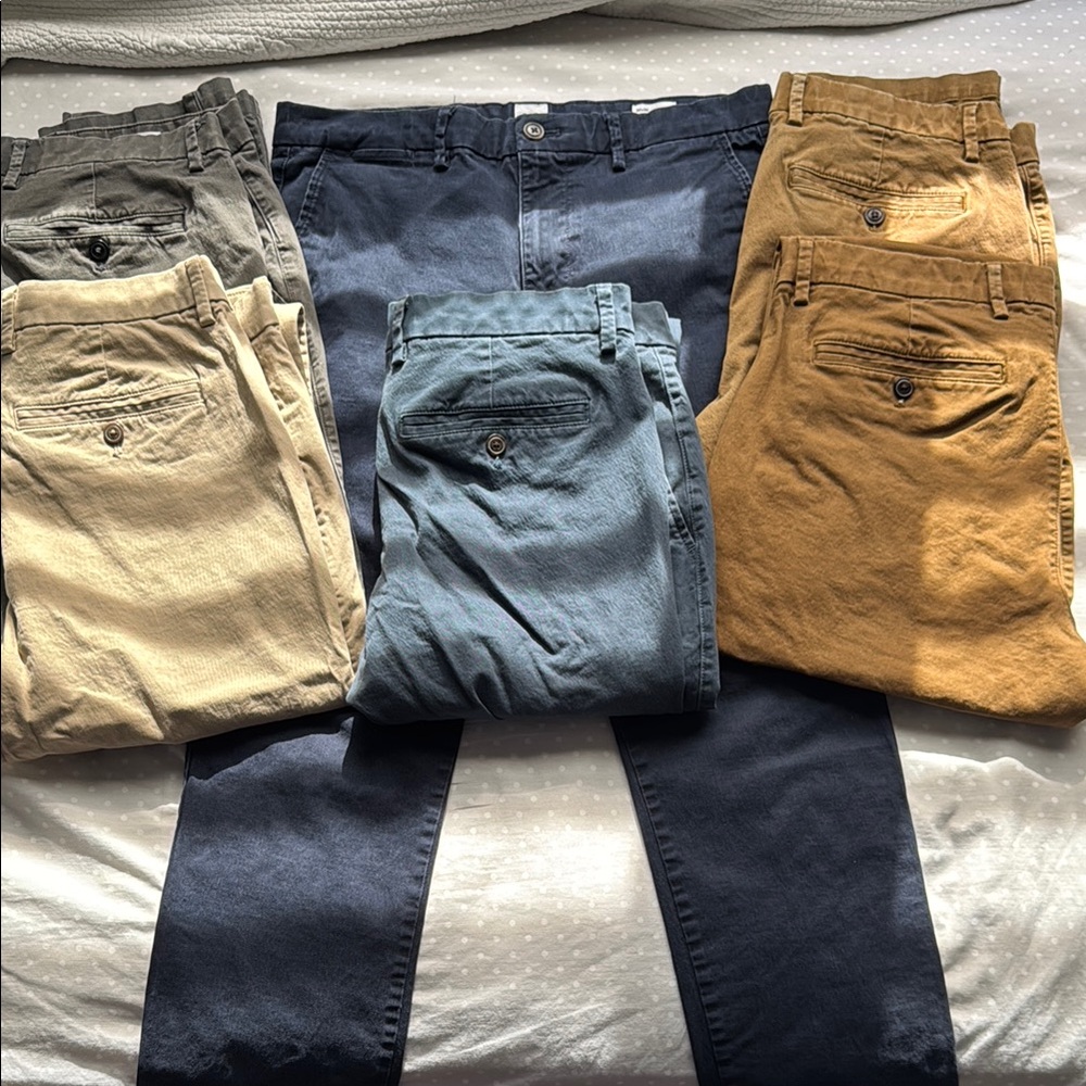 6 (SIX) GAP Khakis Pants Collection